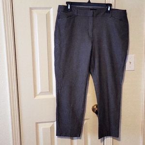White house black market The slim ankle pants. SIZE 14.